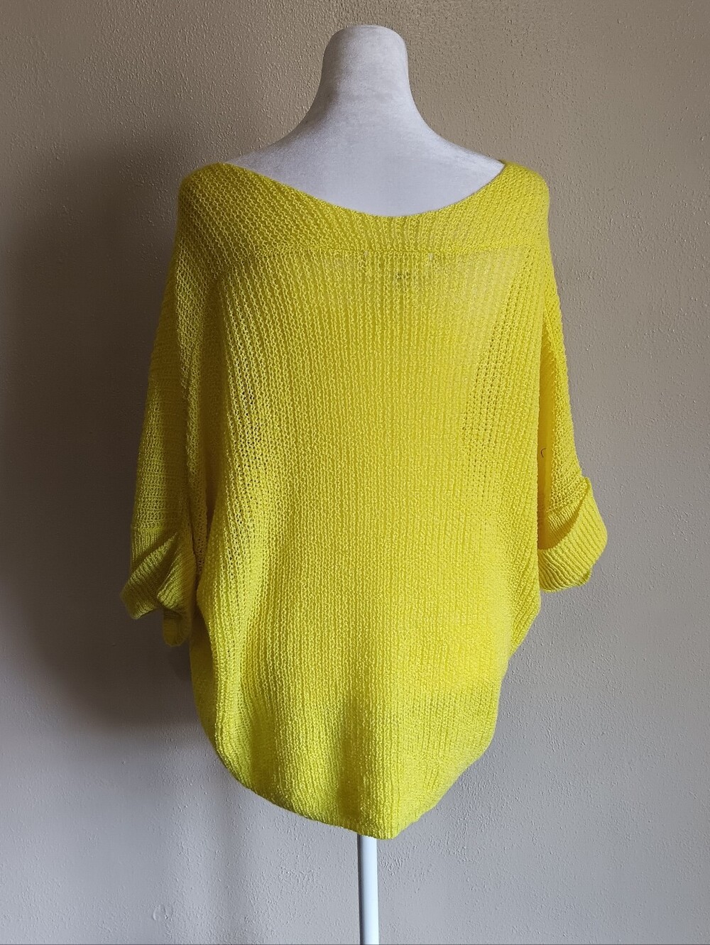 Slouchy Bright Yellow Knit Boatneck Women's Sweater, Ces Femme Size M / L - Picture 5 of 9